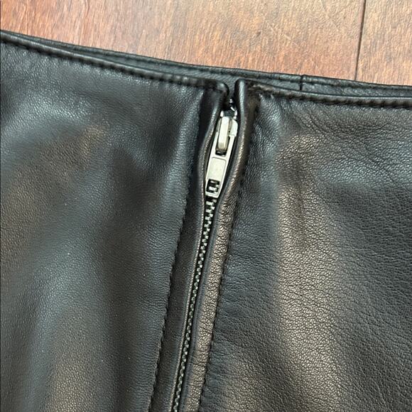 Vintage Uniform Petite John Paul Richard Lamb Leather Black Mini Skirt, Size 4 - Picture 7 of 8